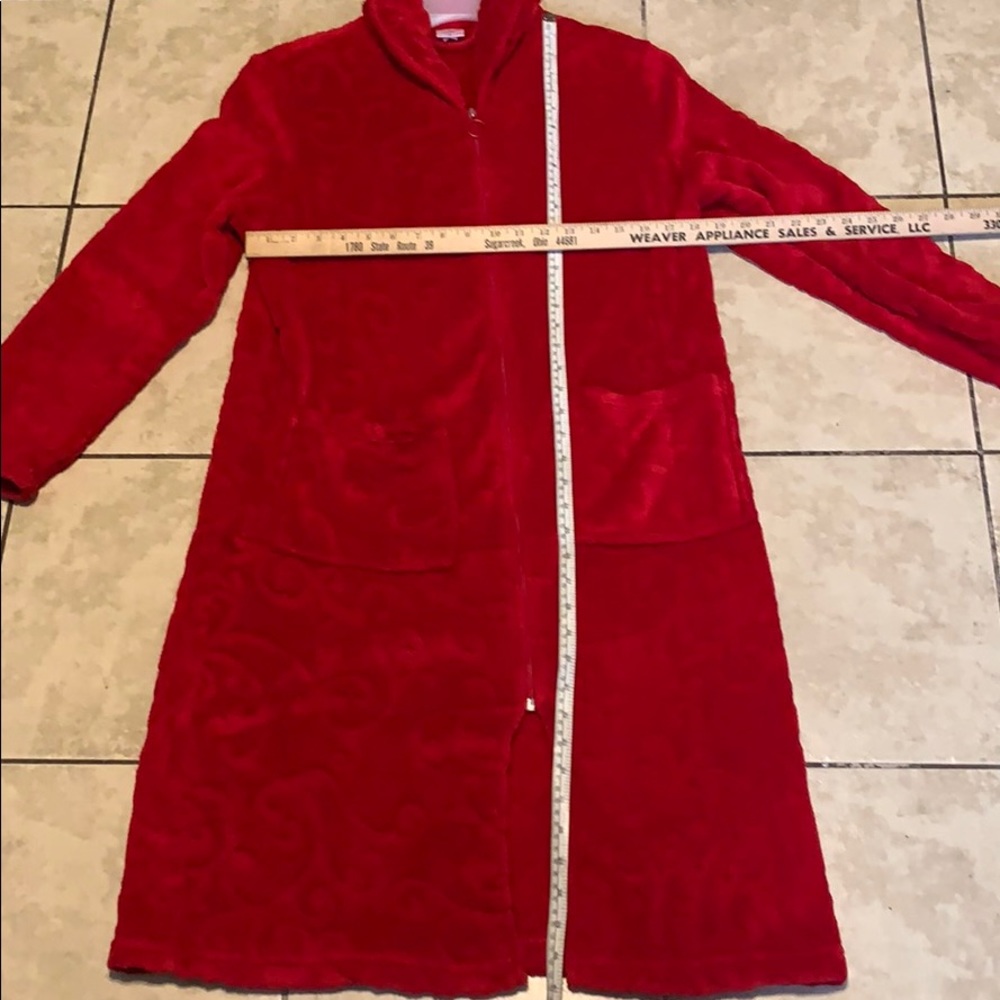 Croft & Baron Robe - Picture 7 of 9